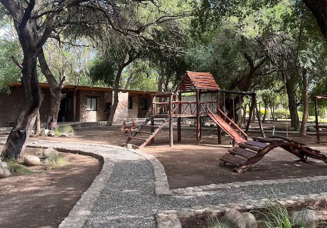 Paisaje de montaña desde las cabañas